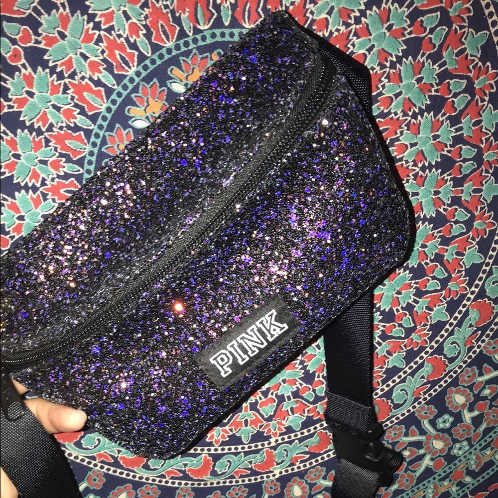 A Victoria’s Secret Fannypack /belt bag